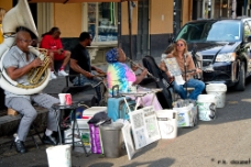 Street Music WM null